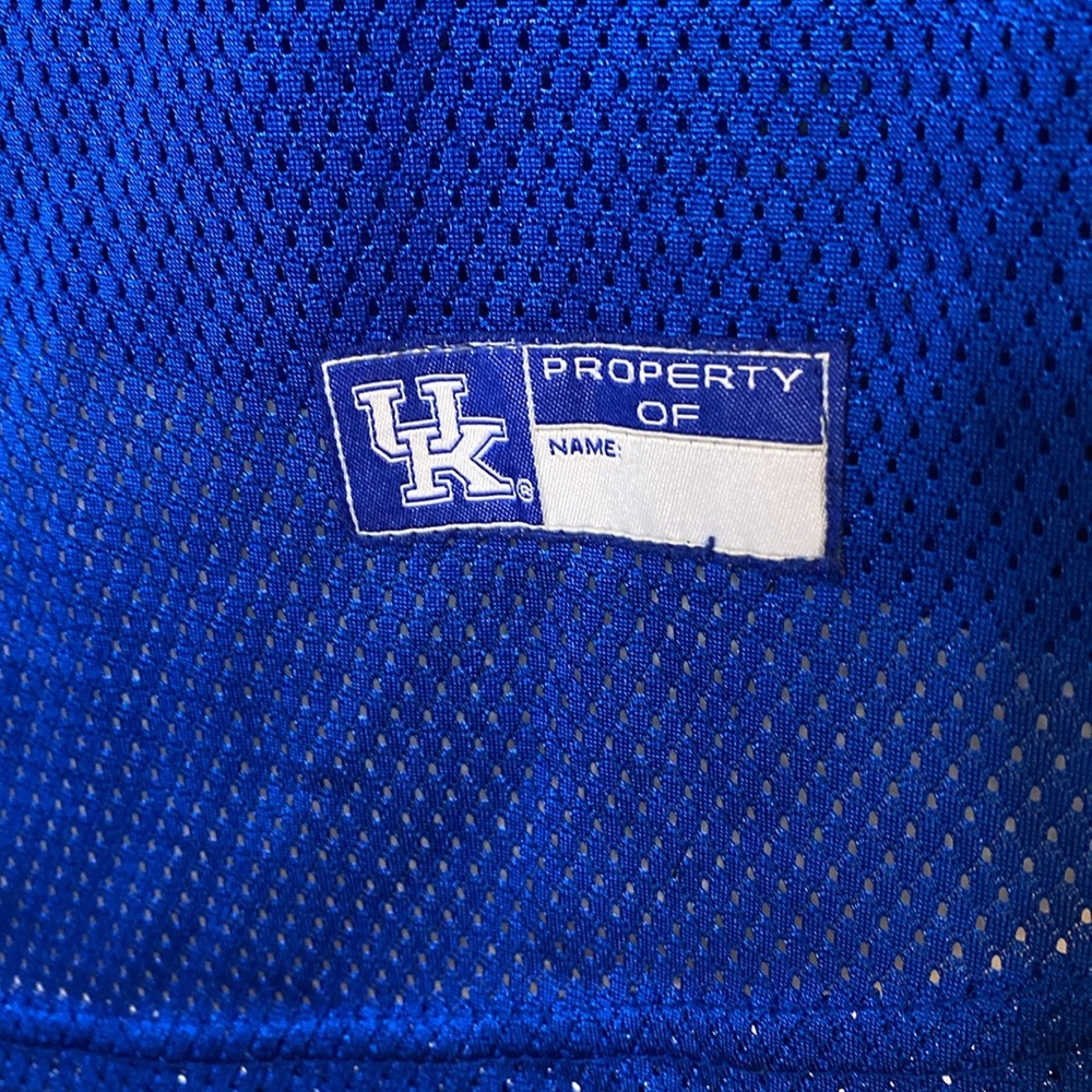 University of Kentucky dog shirt - Picture 3 of 5